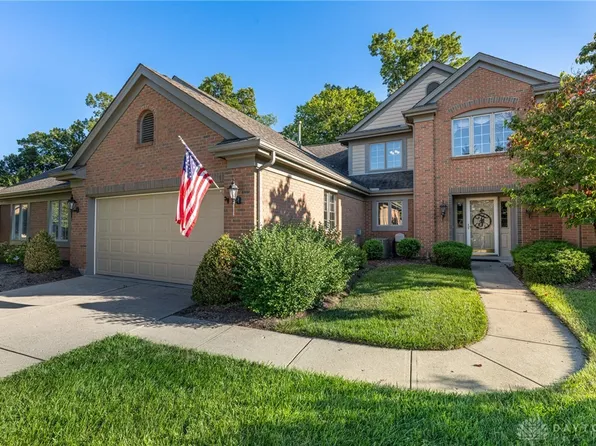 2582 Vienna Estates Dr, Dayton, OH 45459