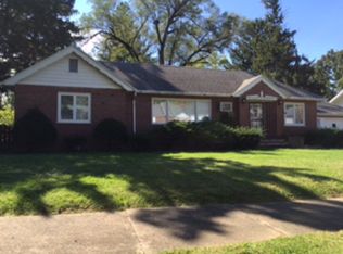 208 Prairie St, Danville, IL 61832