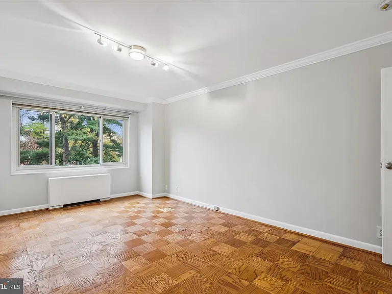4201 Cathedral Ave NW #507W — Photo 19