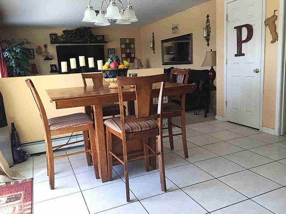 5th image of 26 Salk Dr