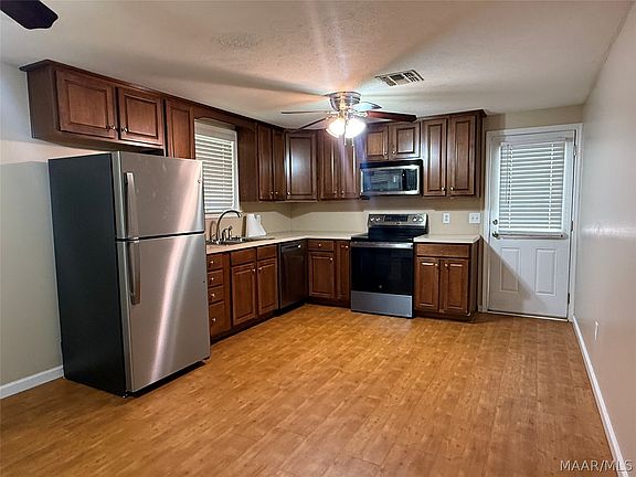 5th image of 637 Mimosa Rd