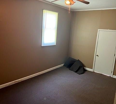 3rd image of 3112 33rd Ave
