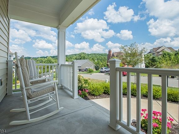 3rd image of 25 Bluffs Ct #25
