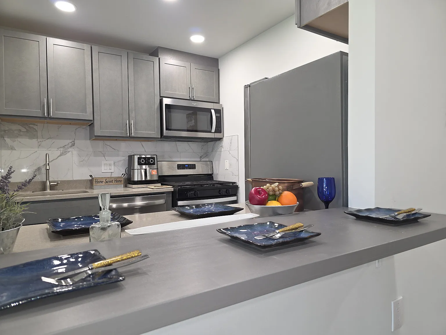 2 bed, 980 sqft, $2,195 — Photo 3
