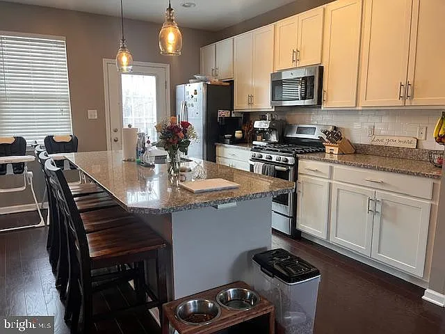 107 Winterberry Way — Photo 2