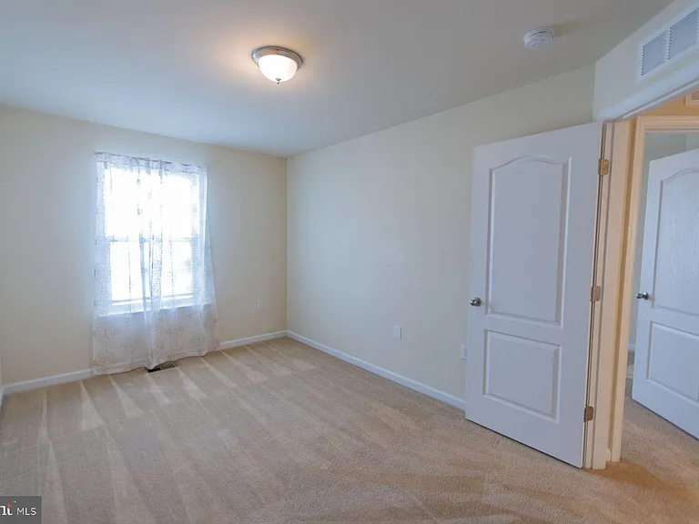132 Oflannery Ct — Photo 35