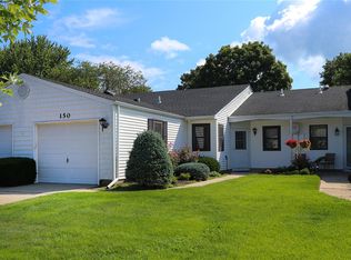 150 Knolls Dr, Stony Brook, NY 11790