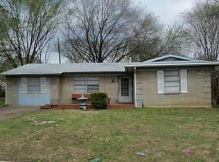 2517 Anderson St, Irving, TX 75062