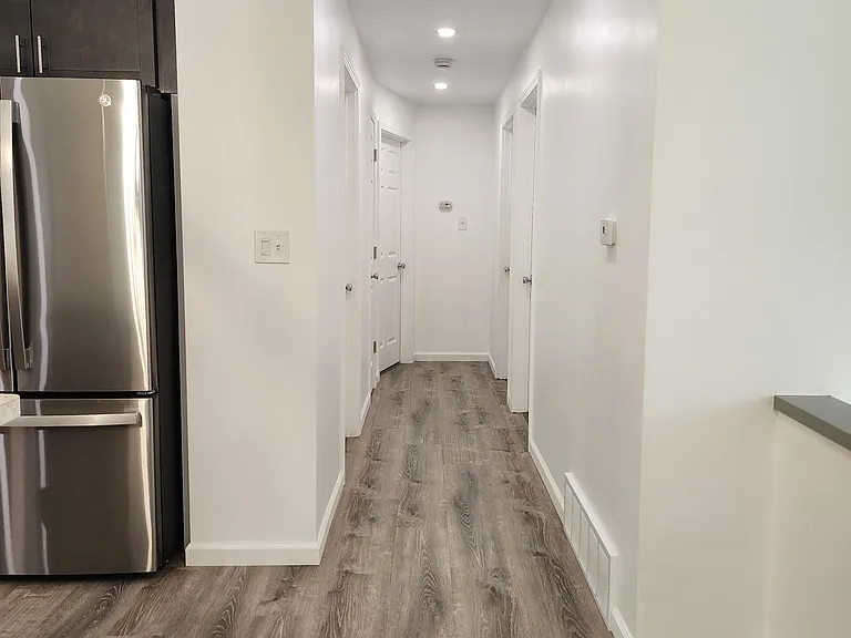 1 Ray St — Photo 12