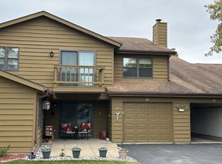 1120 Brittany Ct APT 79, Neenah, WI 54956