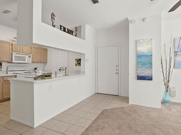 5th image of 211 Colima Ct Unit 1115