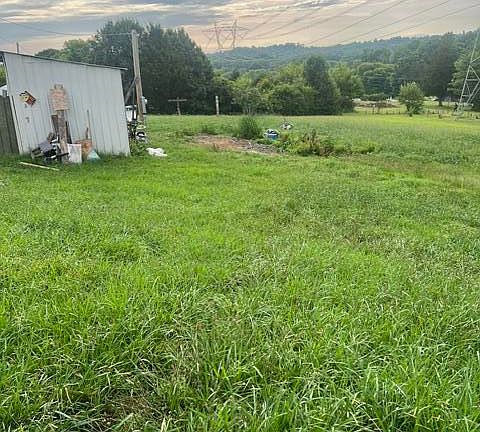 2nd image of 180 Hamil Rd