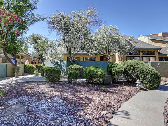 2nd image of 3864 N Paseo De Las Canchas