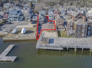 40 Central St #2, Manchester, MA 01944