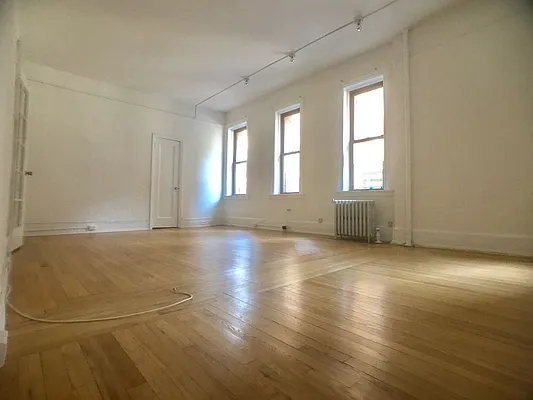 Rented by Mason Real Estate | media 12
