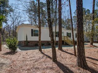 421 Peacock Ln, Summerville, SC 29486