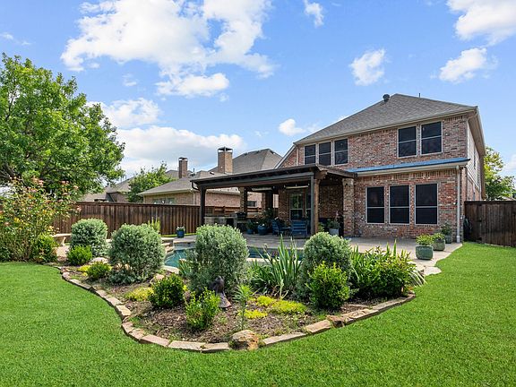 4th image of 3308 Estes Park Ln