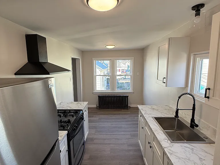 59 Dundee St #B — Photo 1
