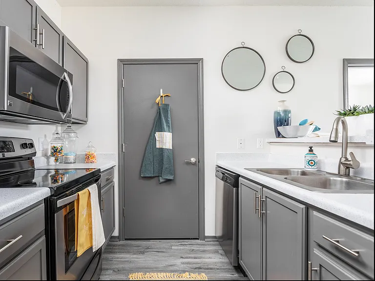 Newly Renovated Kitchen