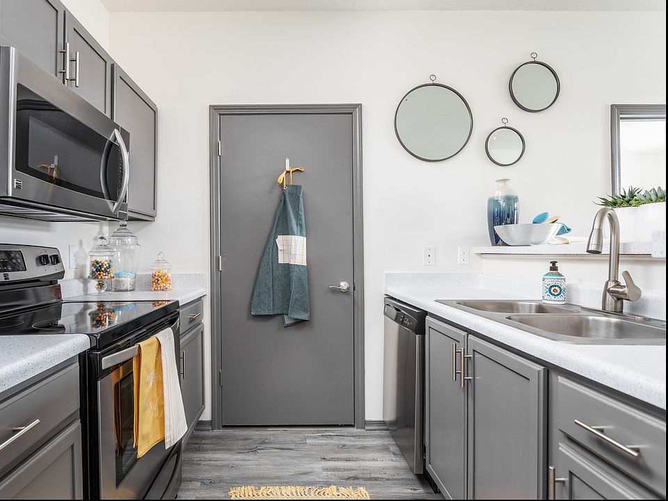 Newly Renovated Kitchen