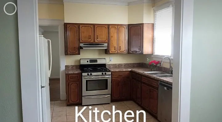 1310 Holden St — Photo 2
