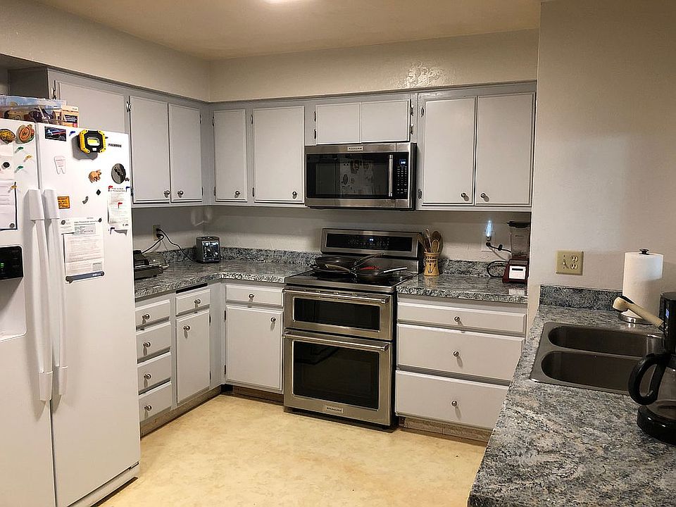 1st image of 3537 Pear Blossom Ave