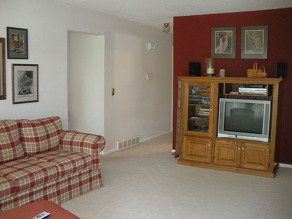 4th image of 3476 Piper Dr