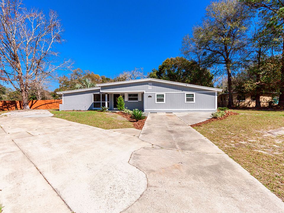 1st image of 8145 Patou Dr S