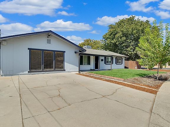 2nd image of 4330 Jeffery Ct