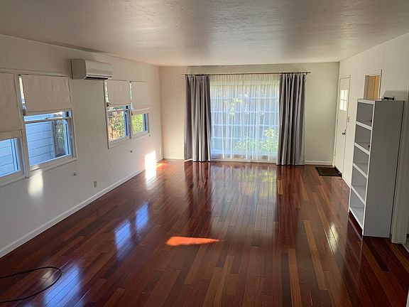 Living room southern view