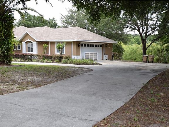 2nd image of 10761 Willowwood Ct