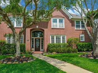 4203 Canterbury Ct, Sugar Land, TX 77479