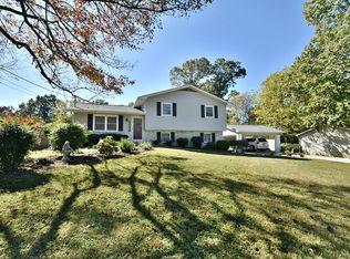 2321 Round Tree Dr, Knoxville, TN 37923