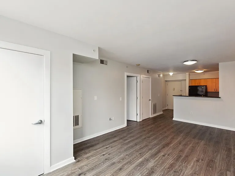 1000 New Jersey Ave SE #316 — Photo 14