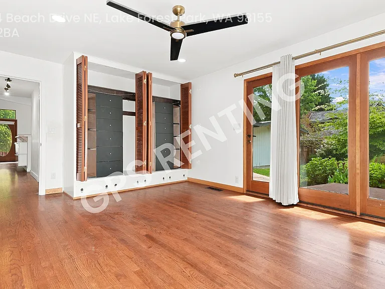 17224 Beach Dr NE — Photo 11