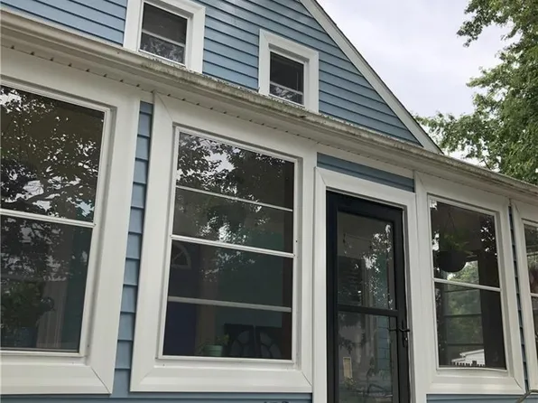 652 Oakland Beach Ave, Warwick, RI 02889