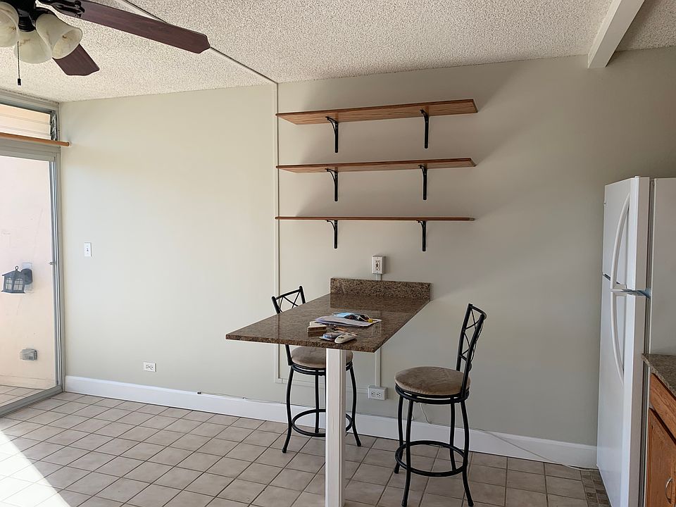 2nd image of 500 University Ave APT 1605