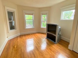 186 Powder House Blvd #2, Somerville, MA 02144