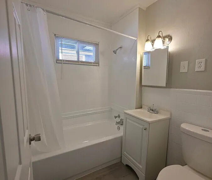 5010 Park Ave — Photo 6