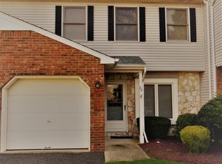 28 Rose Manor Ct, Brick, NJ 08723