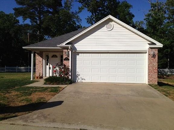 2nd image of 103 Kaki Ln