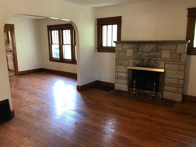 3 bed, 1512 sqft, $2,350 — Photo 3