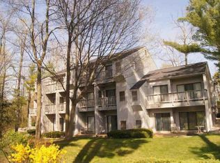 5683 Creeks Xing, Williamsburg, MI 49690