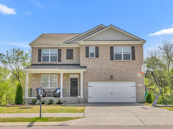 7003 Belmont Dr, Spring Hill, TN 37174