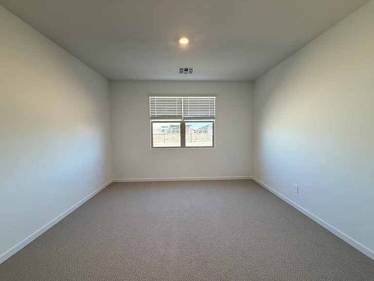 15887 W Cottontail Ln — Photo 22