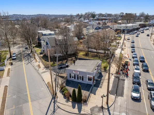 443 Mount Auburn St, Watertown, MA 02472