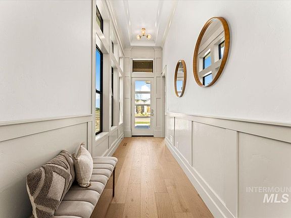 2nd image of 5077 W Braveheart St