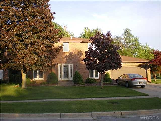 2nd image of 25 Liberty Ln