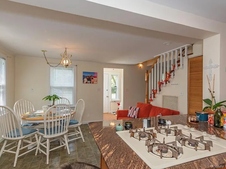 1385 Old Shipyard Ln — Photo 12