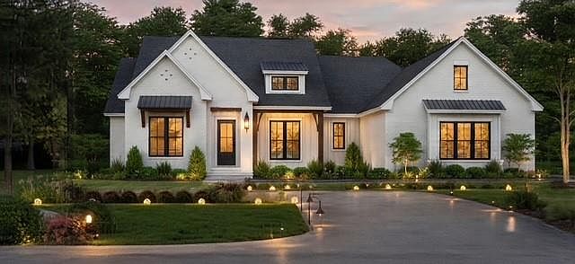 1st image of 434 Beachwood Dr #43
